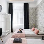 Apartament Delta *